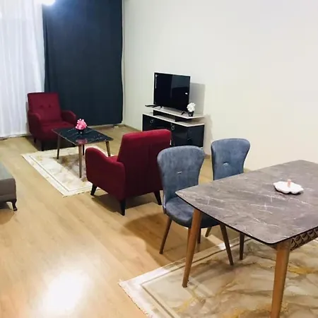 Peaceful And Beautiful Beyoglu Apartamento
